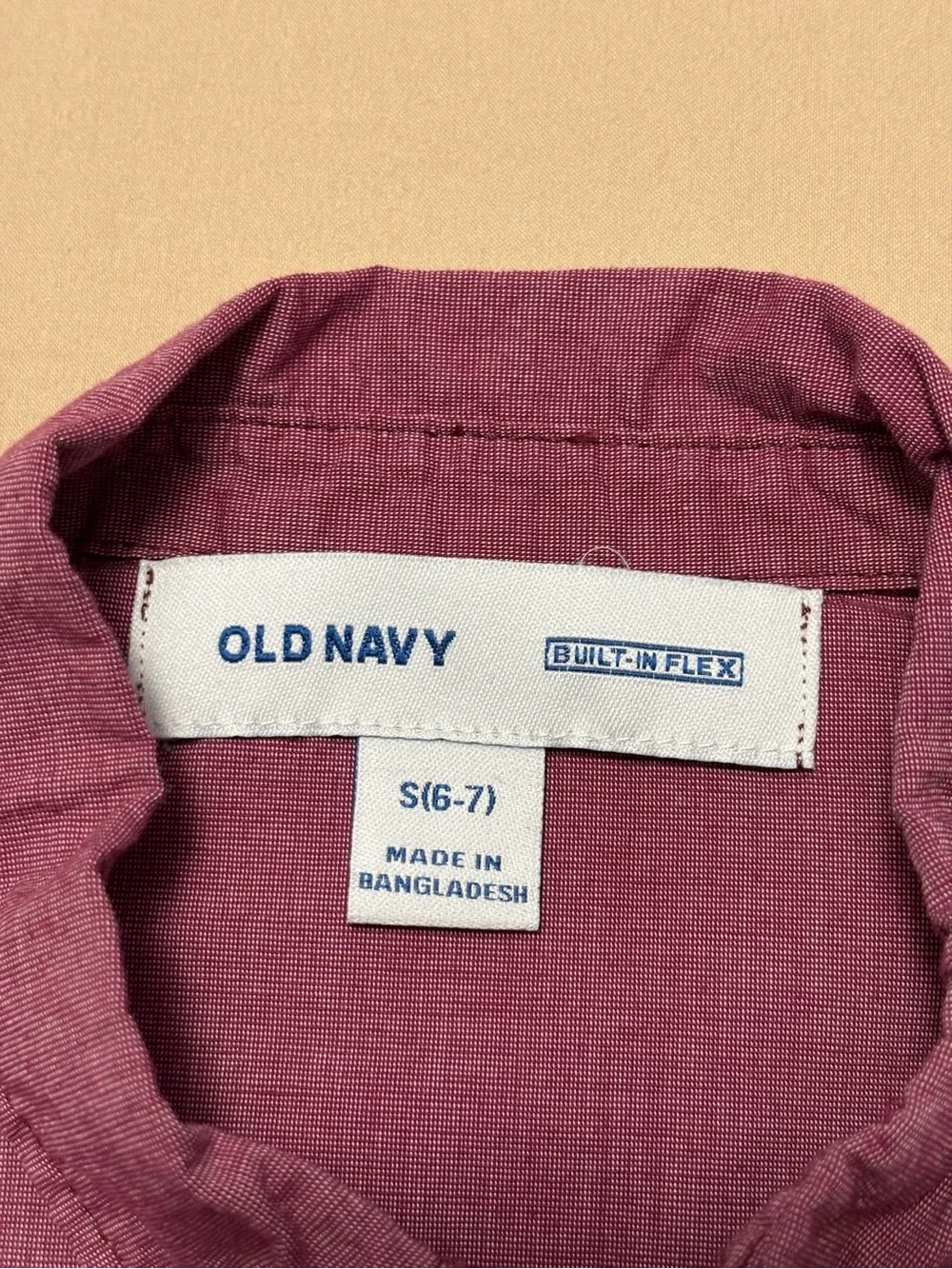 Old Navy Boys Burgundy Long Sleeve Button-Down Shirt Size Small 6-7